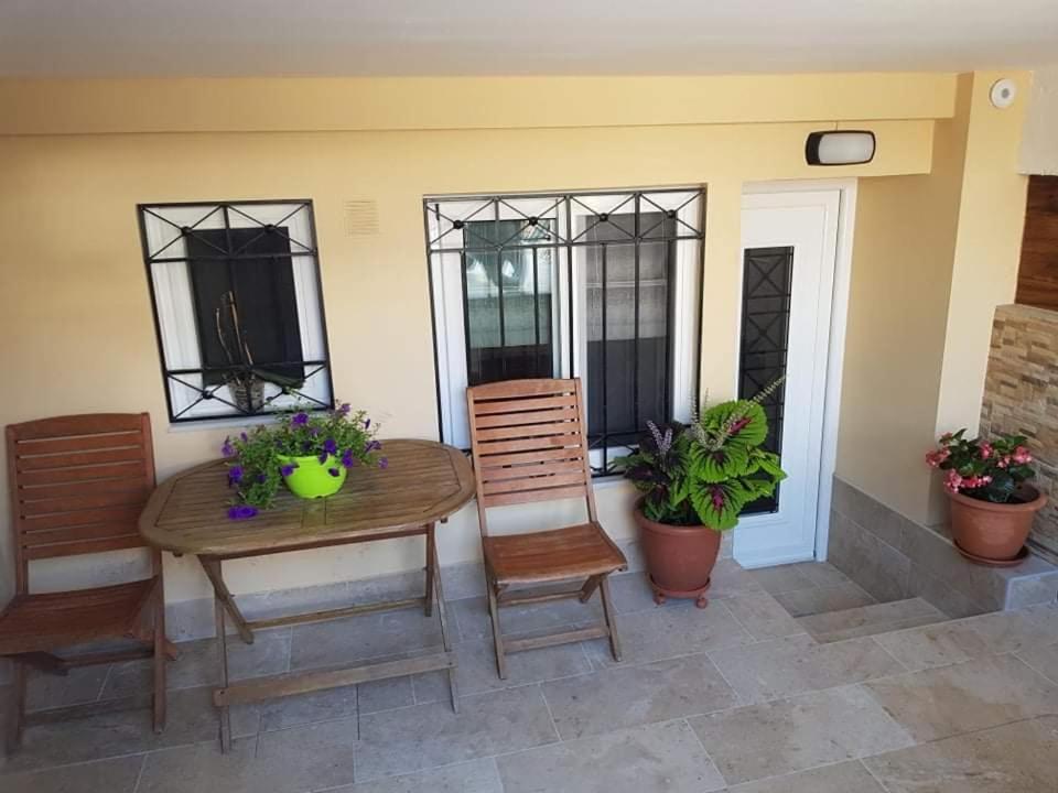 Lefkaditika Luxury Apartment Préveza Kültér fotó